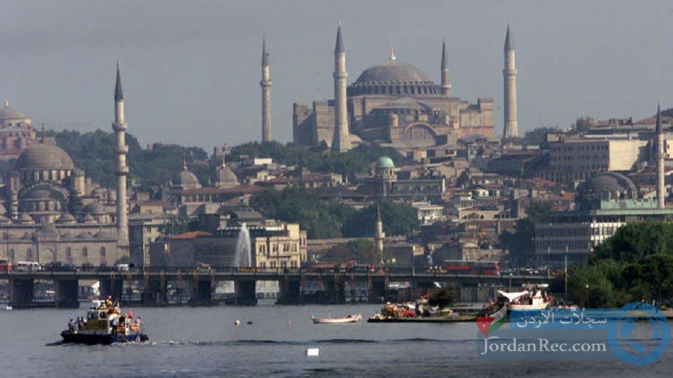 ما الذي يجعل من تركيا مكانًا سياحيًا للزيارة على الرغم من انتشار الوباء فيها؟