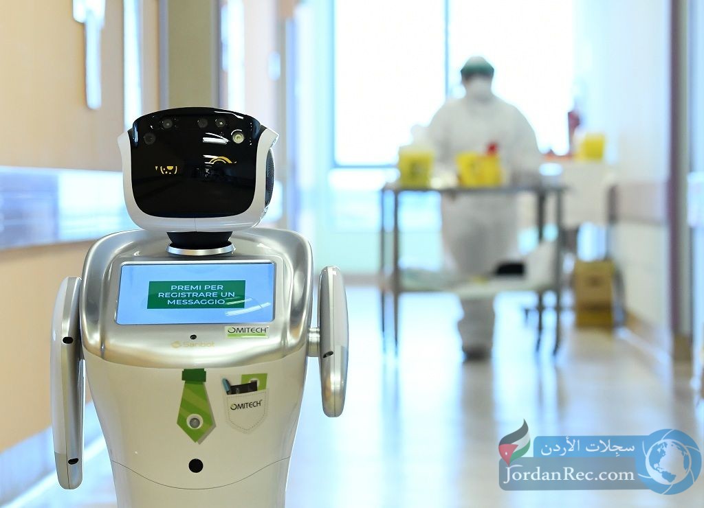 تطور روبوتات الرعاية الصحية وتحدثها  بطرق تعاطفية ورحيمة