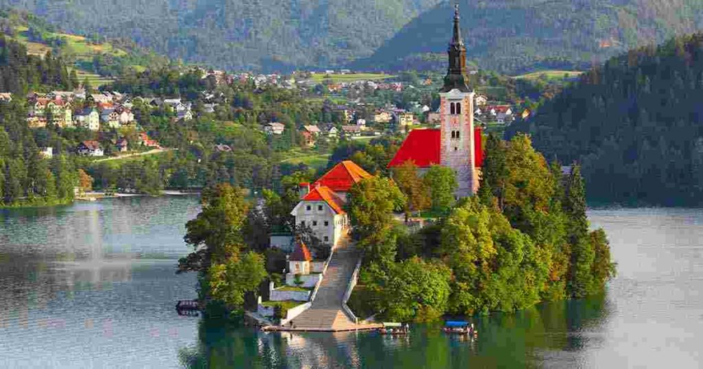 سلوفينيا دولة السياحة الصاعدة