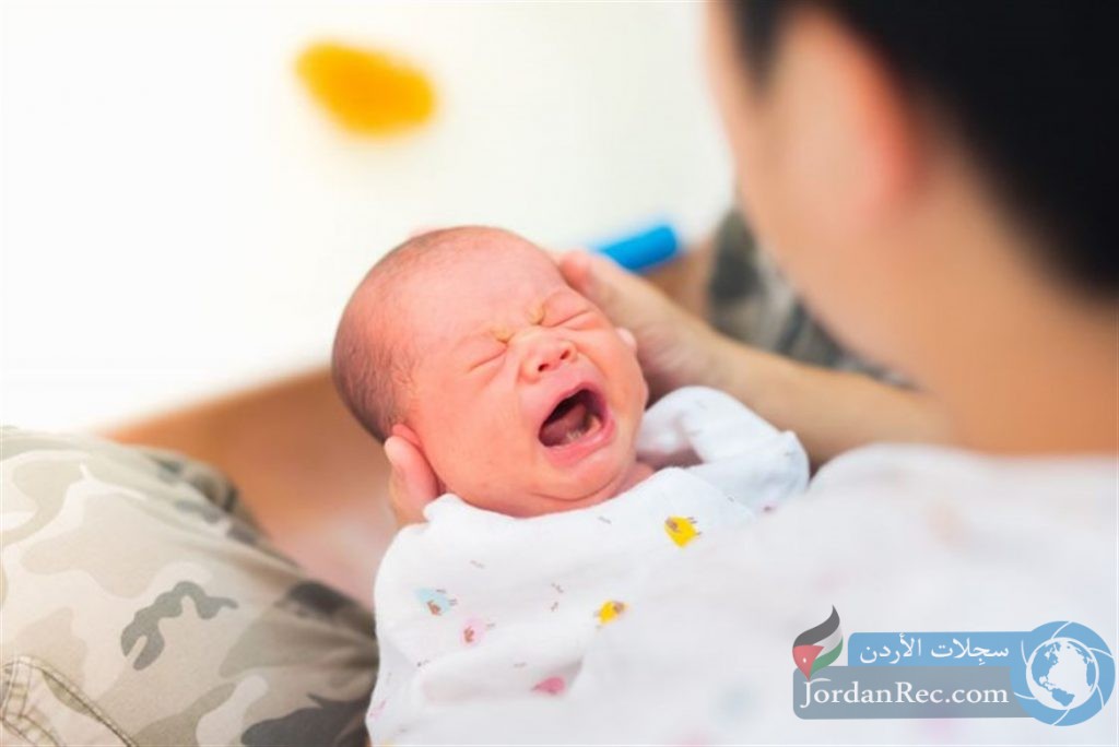 أسباب بكاء الطفل حديث الولادة بشكل متواصل