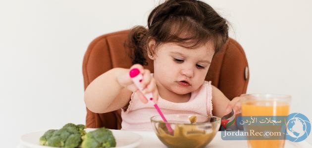 أشهر أغذية الأطفال تبدو صحية ولكنها ليست كذلك