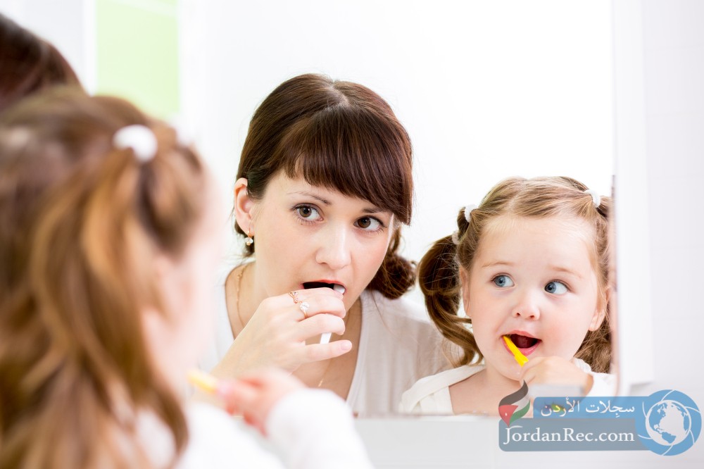 طرق الحفاظ على أسنان طفلك صحية 