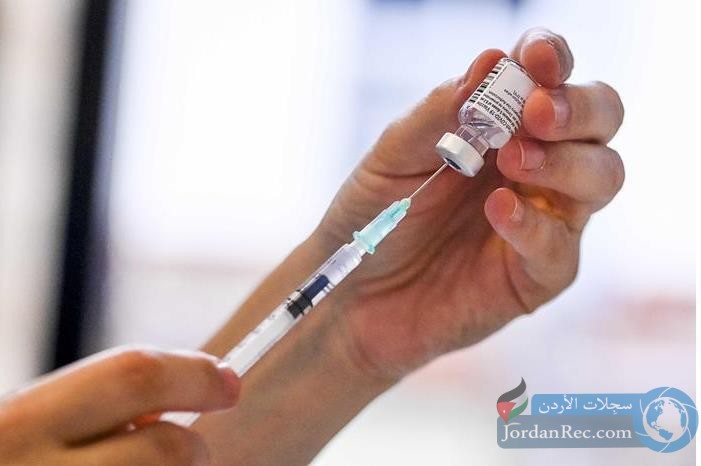الحكومة تصرح بشأن تطعيم غالبية المواطنين