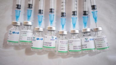 وزير الصحة: دراسة تطعيم الأطفال في المدارس بلقاحات كورونا